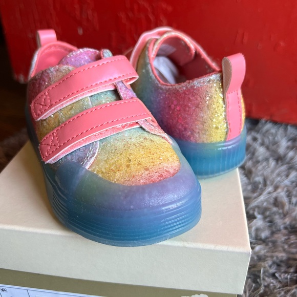 Tucker & Tate Rainbow Glitter 9c Toddler Shoes **Never Worn** - Picture 3 of 6